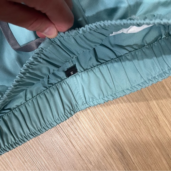 Scrub Set - Picture 5 of 6